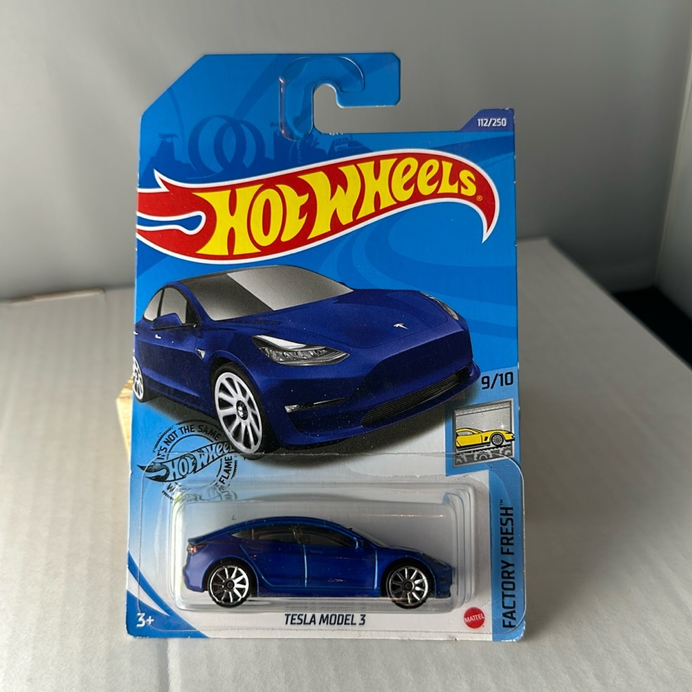 Hot Wheels Tesla Model 3, [Blue] 112/250